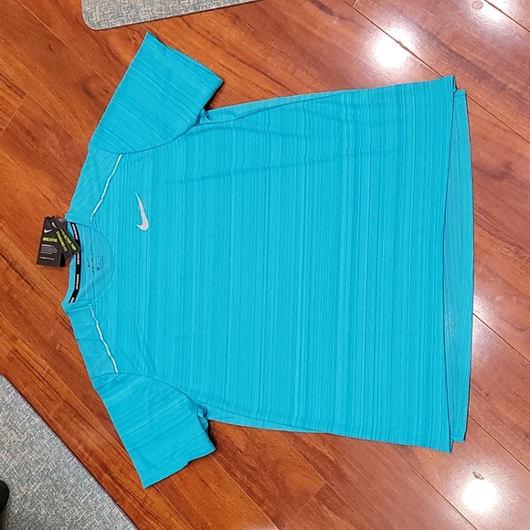 Nike Other - NWT Men's Nike dri-fit running tee